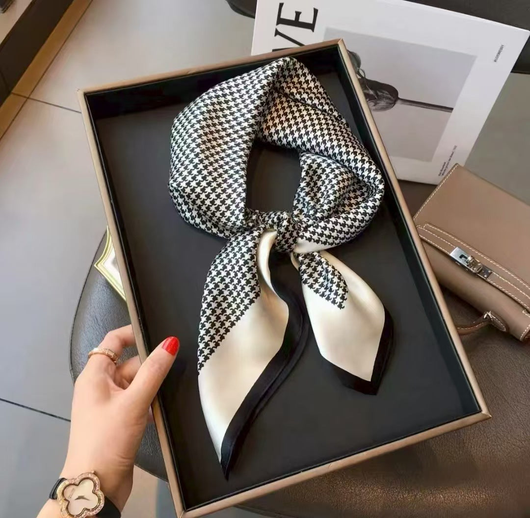 Foulard Twill in Seta Elegante